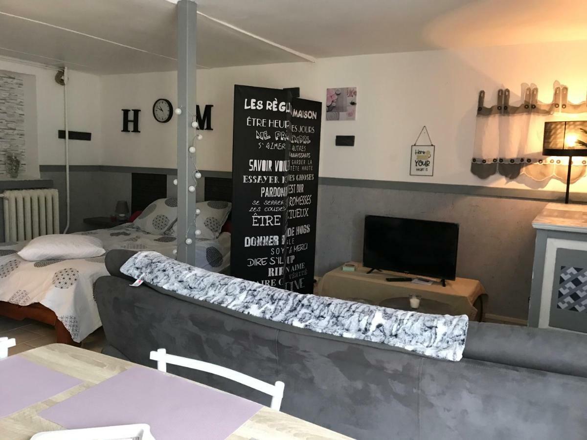 Joli Studio Au Coeur De Verdun Luaran gambar