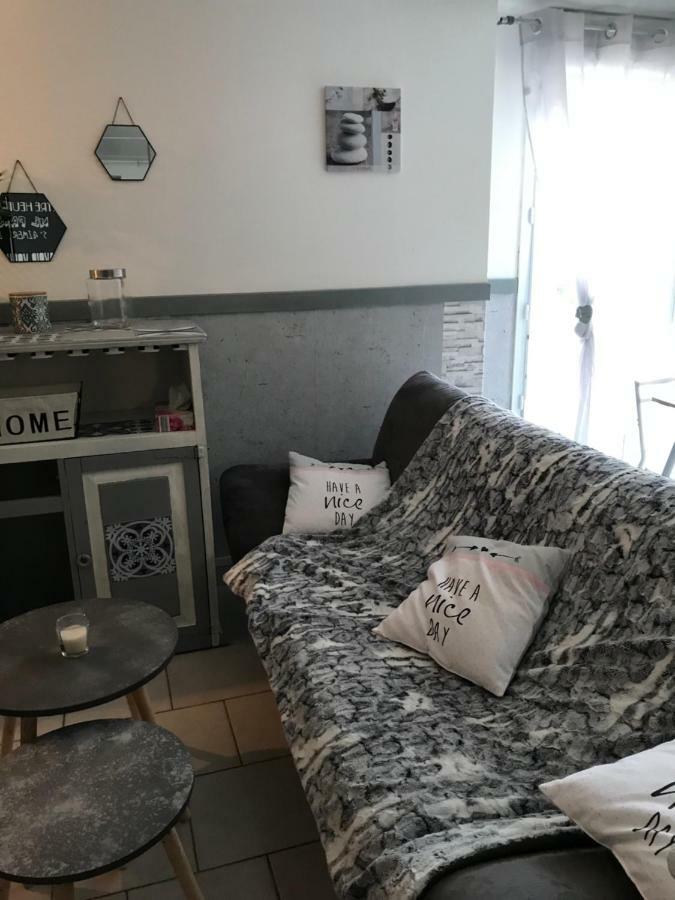 Joli Studio Au Coeur De Verdun Luaran gambar